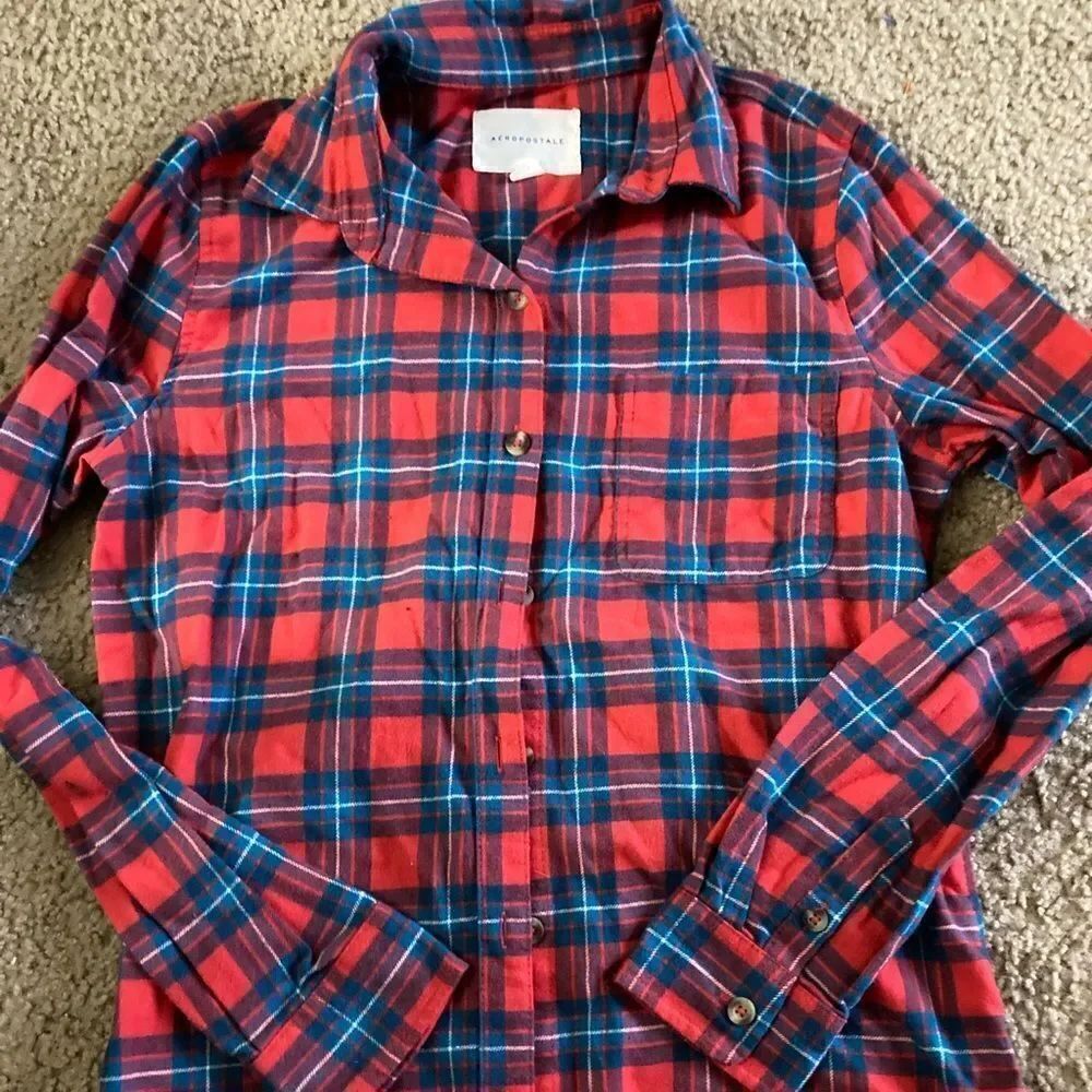 Womens American Eagle Blue and Red Plaid Flannel Button Down Shirt